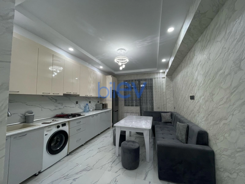 Aylıq Kirayə 2 otaqlı Yeni Tikili bina evi  118m², Bakı