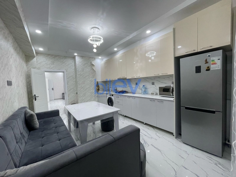 Aylıq Kirayə 2 otaqlı Yeni Tikili bina evi  118m², Bakı