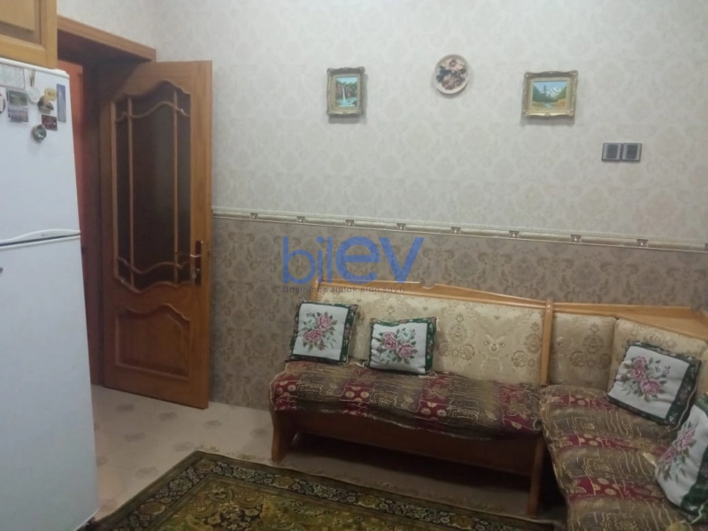 Aylıq Kirayə 8 otaqlı Villa  305m², Bakı