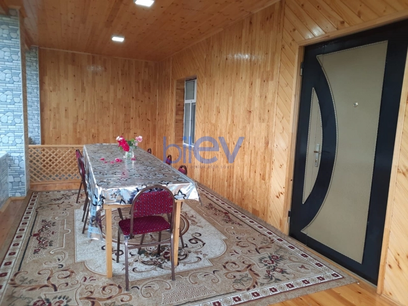 Günlük Kirayə 5 otaqlı Həyət evi  120m², Lerik