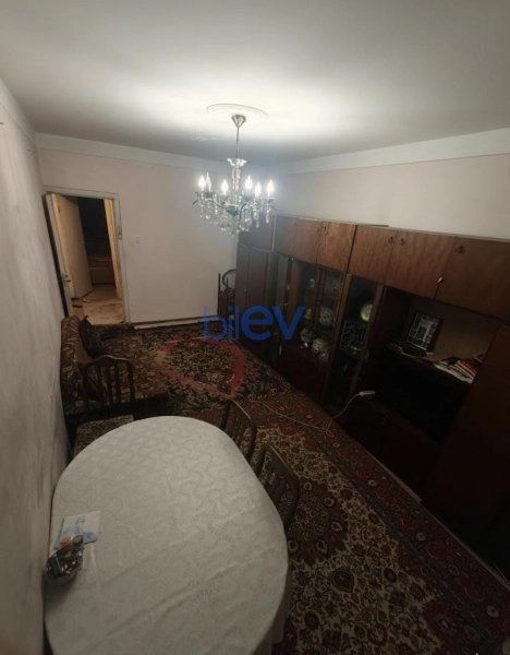Satış 2 otaqlı Köhnə Tikili bina evi  65m², Bakı