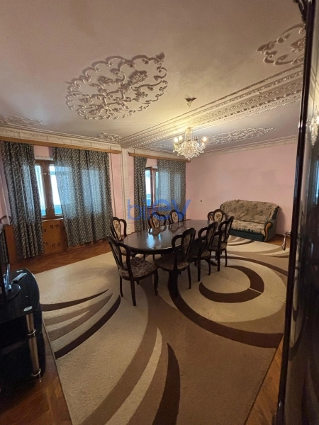 Aylıq Kirayə 4 otaqlı Köhnə Tikili bina evi  100m², Bakı