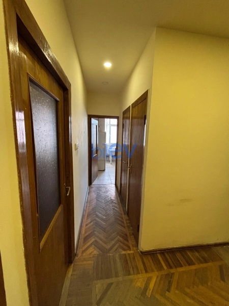 Aylıq Kirayə 4 otaqlı Köhnə Tikili bina evi  100m², Bakı