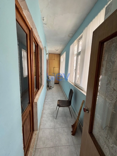 Aylıq Kirayə 4 otaqlı Köhnə Tikili bina evi  100m², Bakı