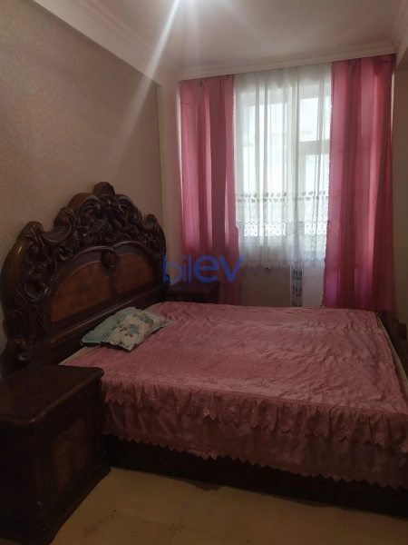 Aylıq Kirayə 2 otaqlı Yeni Tikili bina evi  75m², Bakı