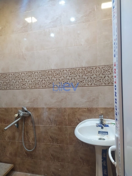 Aylıq Kirayə 2 otaqlı Yeni Tikili bina evi  75m², Bakı