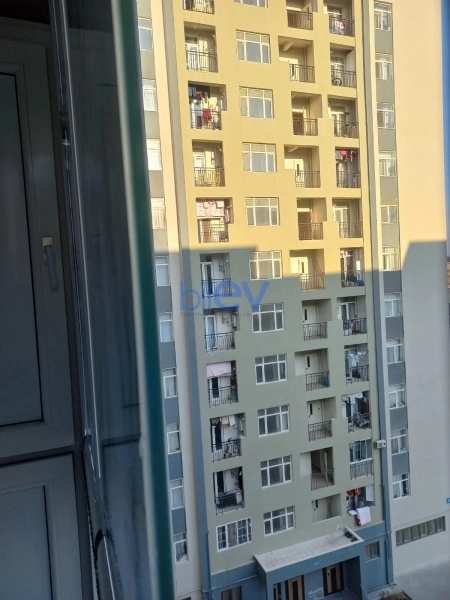 Aylıq Kirayə 3 otaqlı Yeni Tikili bina evi  80m², Bakı