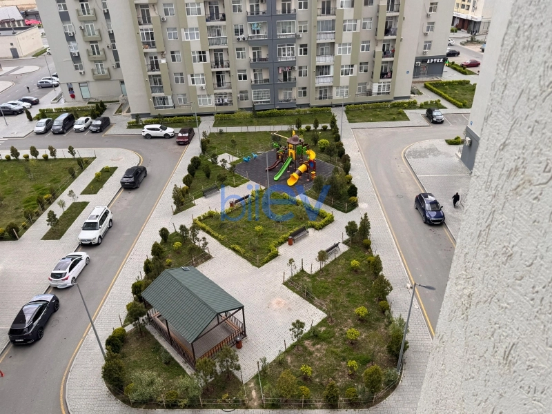 Aylıq Kirayə 3 otaqlı Yeni Tikili bina evi  80m², Bakı
