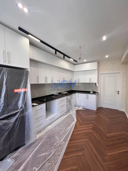 Satış 3 otaqlı Yeni Tikili bina evi  120m², Bakı