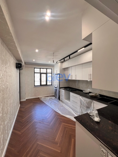 Satış 3 otaqlı Yeni Tikili bina evi  120m², Bakı