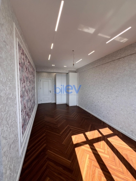 Satış 3 otaqlı Yeni Tikili bina evi  120m², Bakı