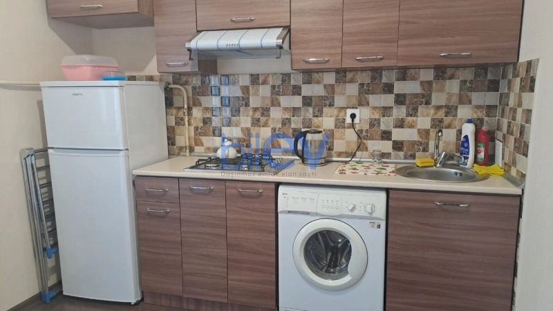 Günlük Kirayə 3 otaqlı Yeni Tikili bina evi  76m², Bakı