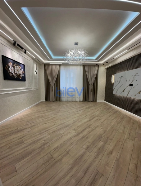 Satış 3 otaqlı Yeni Tikili bina evi  135m², Bakı