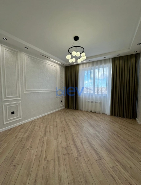Satış 3 otaqlı Yeni Tikili bina evi  135m², Bakı