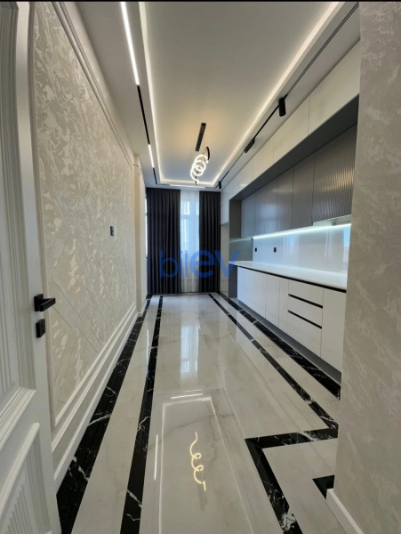 Satış 3 otaqlı Yeni Tikili bina evi  135m², Bakı