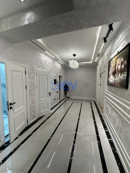 Satış 3 otaqlı Yeni Tikili bina evi  135m², Bakı