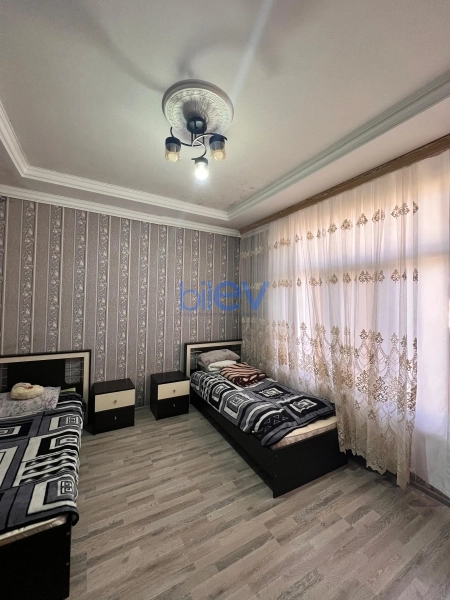 Satış 7 otaqlı Həyət evi  200m², Bakı