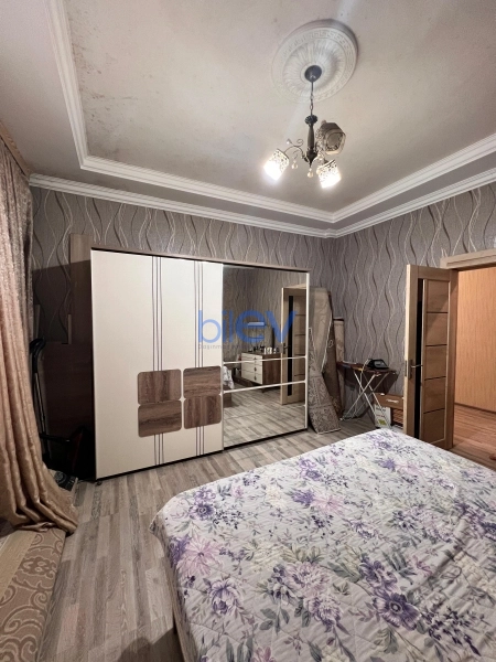 Satış 7 otaqlı Həyət evi  200m², Bakı