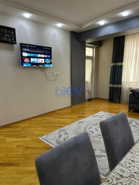 Aylıq Kirayə 2 otaqlı Yeni Tikili bina evi  80m², Bakı