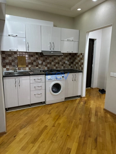 Aylıq Kirayə 2 otaqlı Yeni Tikili bina evi  80m², Bakı