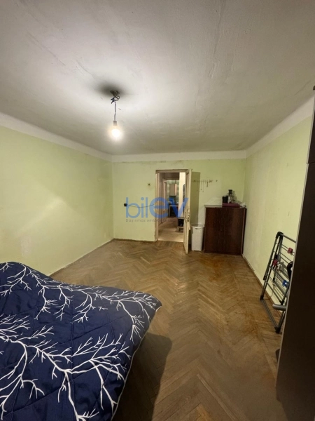 Satış 3 otaqlı Köhnə Tikili bina evi  65m², Bakı