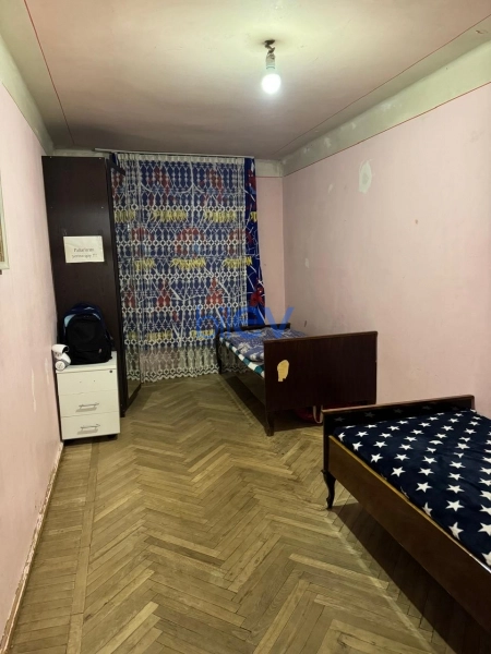 Satış 3 otaqlı Köhnə Tikili bina evi  65m², Bakı