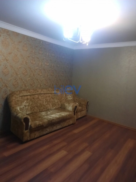 Aylıq Kirayə 2 otaqlı Köhnə Tikili bina evi  60m², Bakı