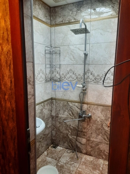 Aylıq Kirayə 2 otaqlı Köhnə Tikili bina evi  60m², Bakı