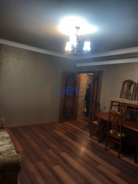 Aylıq Kirayə 2 otaqlı Köhnə Tikili bina evi  60m², Bakı
