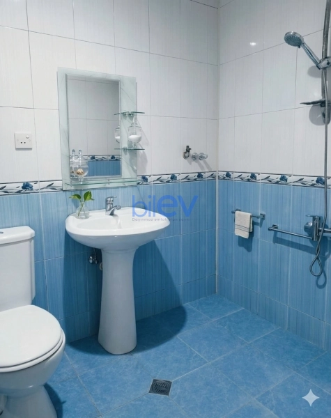 Satış 3 otaqlı Köhnə Tikili bina evi  85m², Bakı