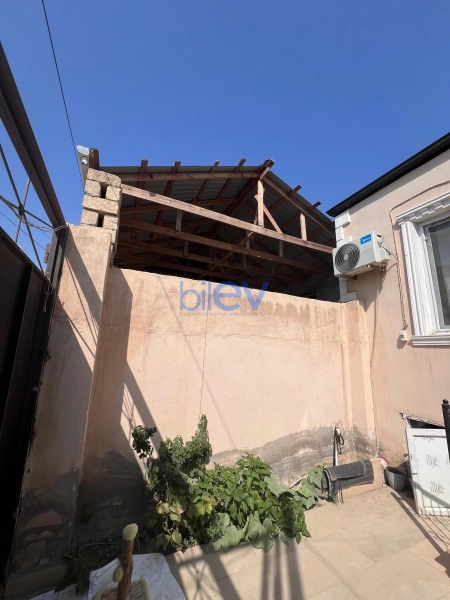 Aylıq Kirayə 2 otaqlı Həyət evi  80m², Bakı