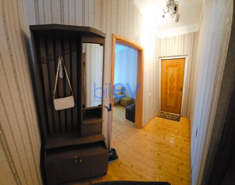 Satış 2 otaqlı Köhnə Tikili bina evi  40m², Bakı