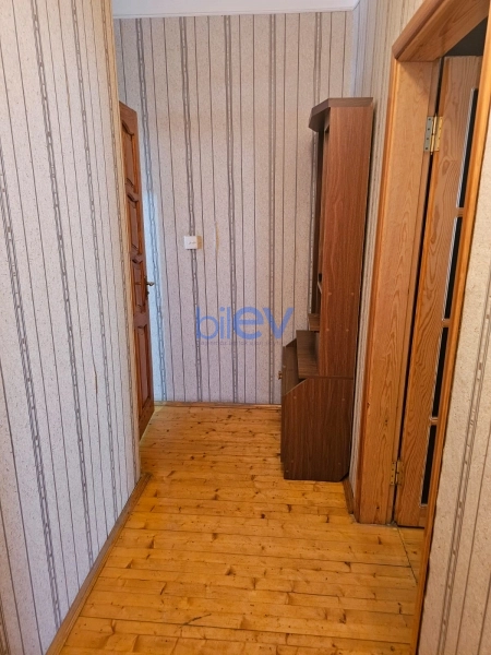 Satış 2 otaqlı Köhnə Tikili bina evi  40m², Bakı