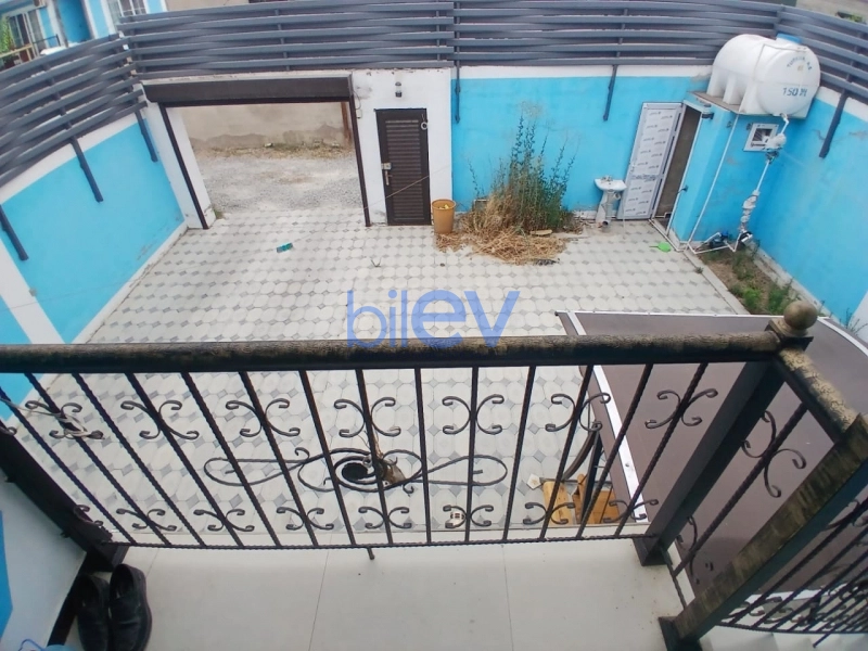 Aylıq Kirayə 3 otaqlı Həyət evi  200m², Bakı