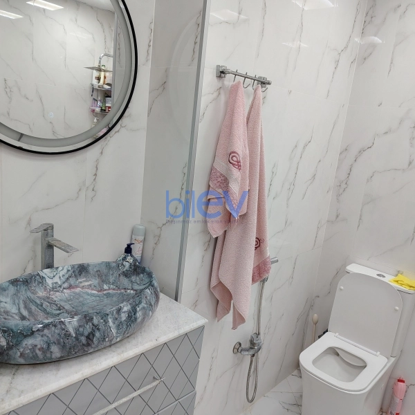Satış 2 otaqlı Yeni Tikili bina evi  65m², Bakı