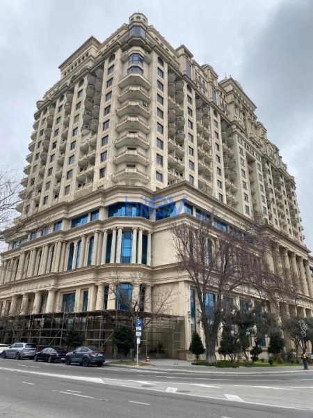 Satış 5 otaqlı Yeni Tikili bina evi  215m², Bakı