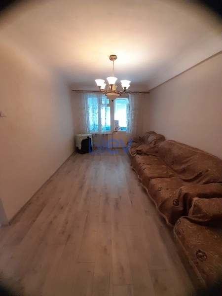 Satış 3 otaqlı Köhnə Tikili bina evi  75m², Bakı