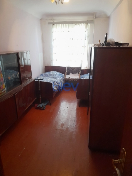 Satış 3 otaqlı Köhnə Tikili bina evi  75m², Bakı