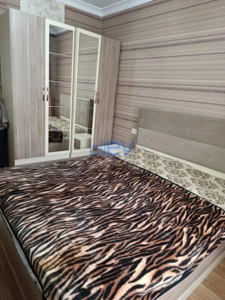 Aylıq Kirayə 2 otaqlı Köhnə Tikili bina evi  55m², Bakı
