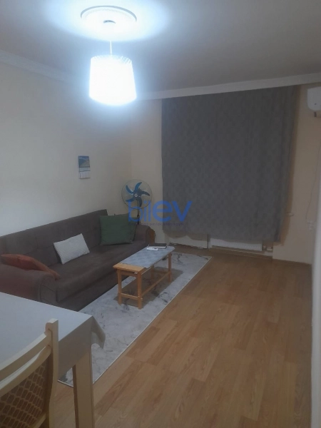 Satış 2 otaqlı Köhnə Tikili bina evi  45m², Bakı