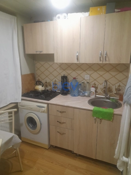 Satış 2 otaqlı Köhnə Tikili bina evi  45m², Bakı