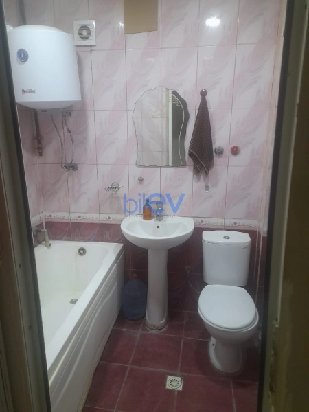 Satış 2 otaqlı Köhnə Tikili bina evi  45m², Bakı