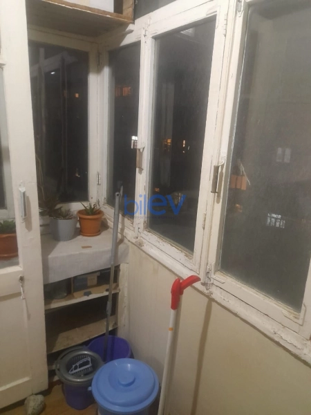 Satış 2 otaqlı Köhnə Tikili bina evi  45m², Bakı
