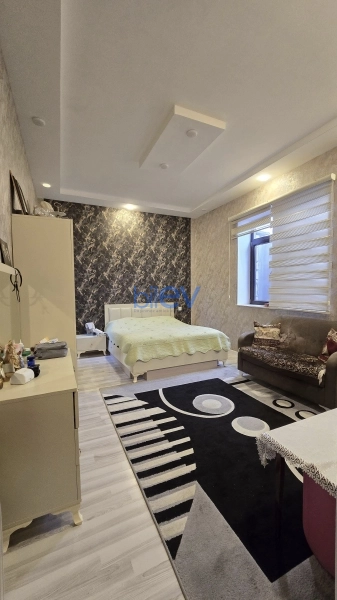 Satış 5 otaqlı Həyət evi  m², Bakı