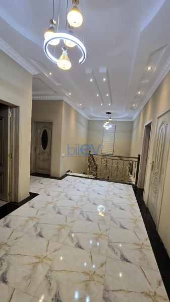 Satış 5 otaqlı Həyət evi  m², Bakı