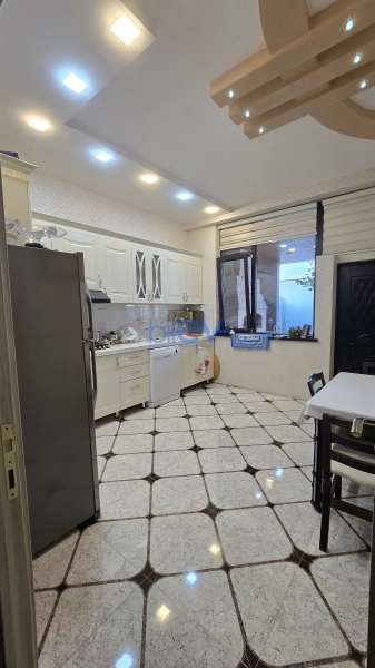 Satış 5 otaqlı Həyət evi  m², Bakı