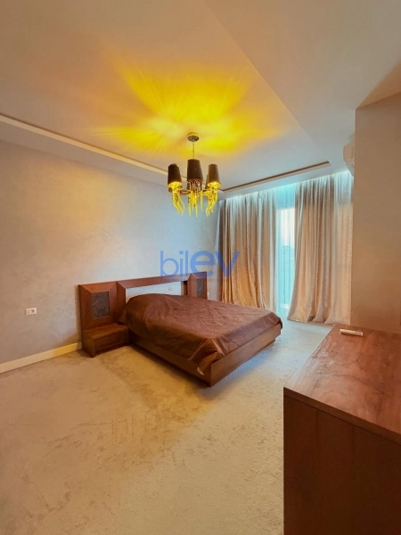 Günlük Kirayə 4 otaqlı Bağ evi  200m², Bakı