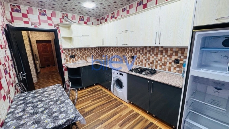Aylıq Kirayə 2 otaqlı Yeni Tikili bina evi  75m², Bakı