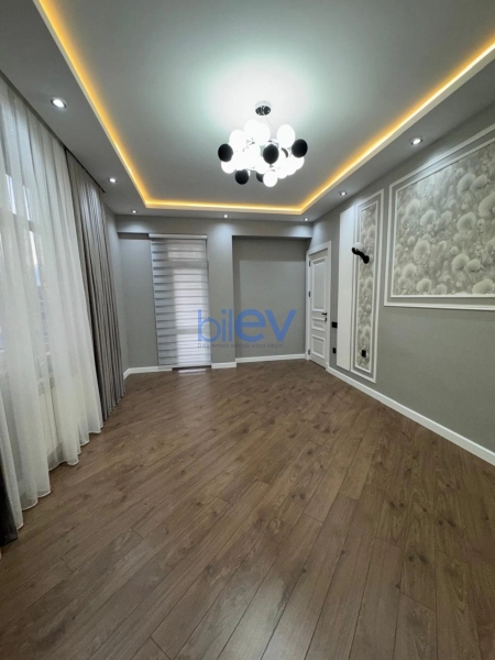 Satış 3 otaqlı Yeni Tikili bina evi  135m², Bakı
