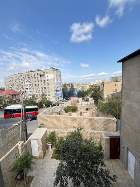Satış 5 otaqlı Həyət evi  300m², Bakı
